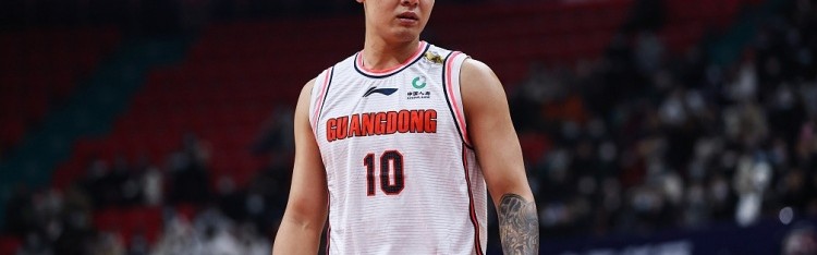 APP下载-赵睿谈广东执教方式：严格要求年轻队员张明池等 秉持对事不对人原则